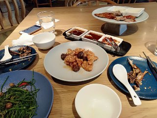 [photo](media:AgACAgUAAx0CQEMBJgABDCm-X1xHkmYL5jkzI-lSAh_V7LjPSfQAAgqqMRsBeulWQlstteejzOIS92BsdAADAQADAgADbQAD0asBAAEbBA@telegram)