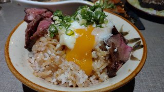 [photo](media:AgADBQAD7KgxG9MvwFczGmKXa5OoMlJ7-TIABAEAAwIAA20AA492AwABFgQ@telegram)