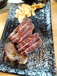 [photo](media:AgADBQAD9agxGwUI6VWupIvV8Wo0xYuIAjMABAEAAwIAA20AA6GgBAABFgQ@telegram)