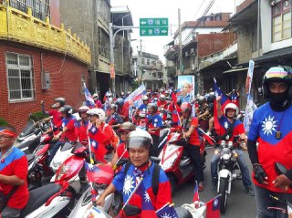 [photo](media:AgADBQADB6kxGwJAqVTFrENGcpdET0-n-TIABAEAAwIAA20AA1z1AwABFgQ@telegram)