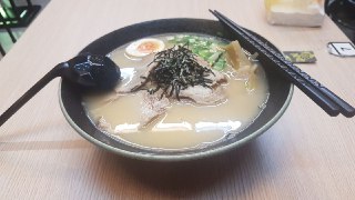 [photo](media:AgADBQADOKkxG_qgOVX-wMHjQdxJnXO5-TIABAEAAwIAA20AAzSrBAABFgQ@telegram)