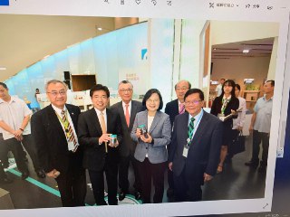 [photo](media:AgADBQADQKkxG0XCMVVjAu_yMjejoNd3-TIABAEAAwIAA20AAyQ3BQABFgQ@telegram)