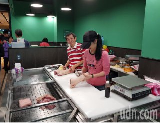 [photo](media:AgADBQADbKkxG1e_sFfWXClMOWS_x4MvGzMABAEAAwIAA20AA8uFAQABFgQ@telegram)