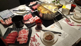 [photo](media:AgADBQADkKkxGw2TwFRvEghr3CeAR3m5JTMABAEAAwIAA20AA0__AQABFgQ@telegram)