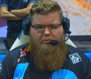 [photo](media:AgADBQADrakxG0XCMVU9w4WGKXc0_FaOAjMABAEAAwIAA20AA_GkAwABFgQ@telegram)