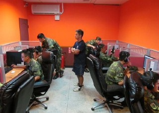 [photo](media:AgADBQADxKgxG1pouFfJfvjoE3F-mVSB-TIABAEAAwIAA20AA8dtAwABFgQ@telegram)