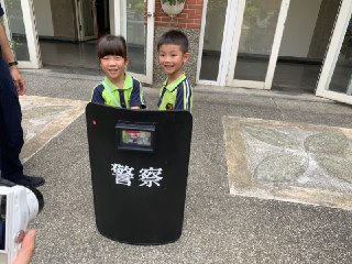 [photo](media:AgADBQADyagxG-xDMFc7Aw4KjjMdtbOq-TIABAEAAwIAA20AA9EuAgABFgQ@telegram)