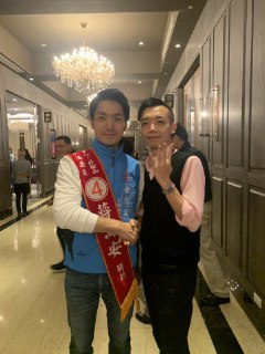 [photo](media:AgADBQADz6gxGxuO6VeDiBf-t9CA5tU9GzMABAEAAwIAA20AAwm-AQABFgQ@telegram)